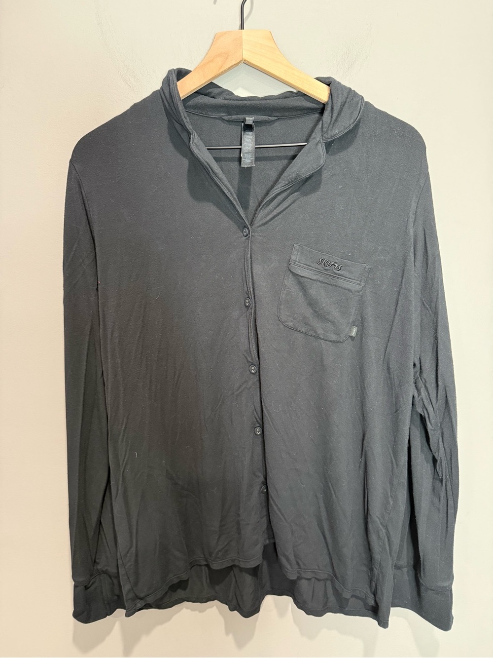 SKIMS Sleep Long Sleeve Button Up Pajama Top Onyx Black Modal Medium